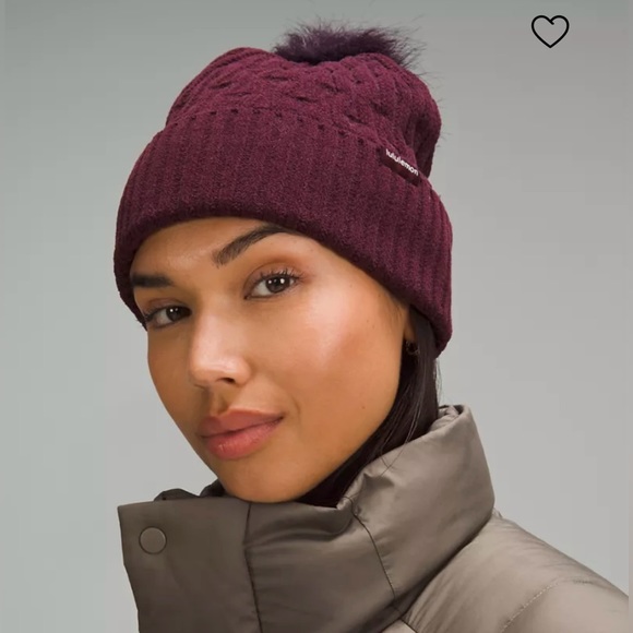 NWT Lululemon Women’s Cable Knit Pom Beanie Cassis Maroon Color - Picture 2 of 8